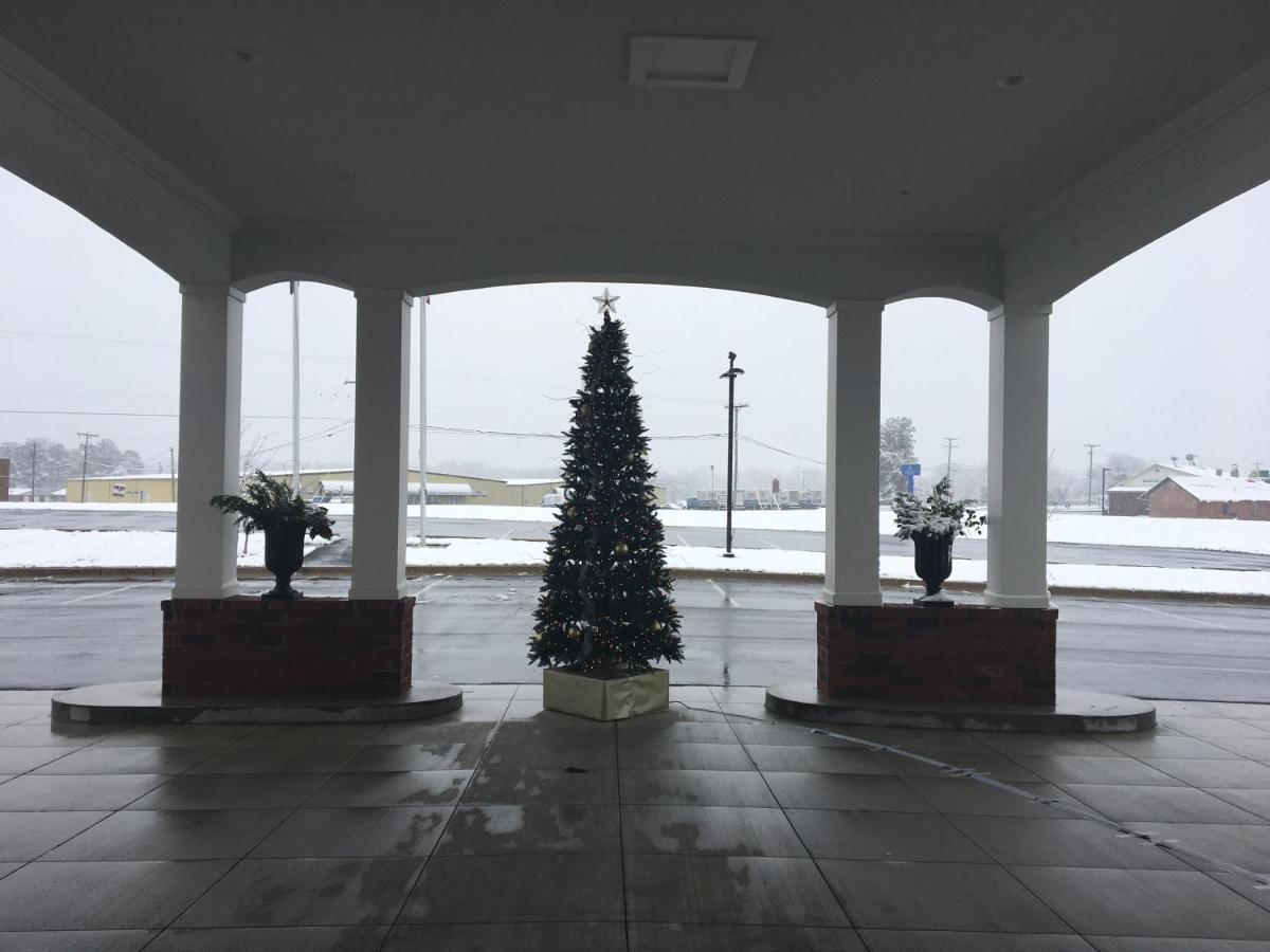 Appomattox Inn And Suites Exterior foto